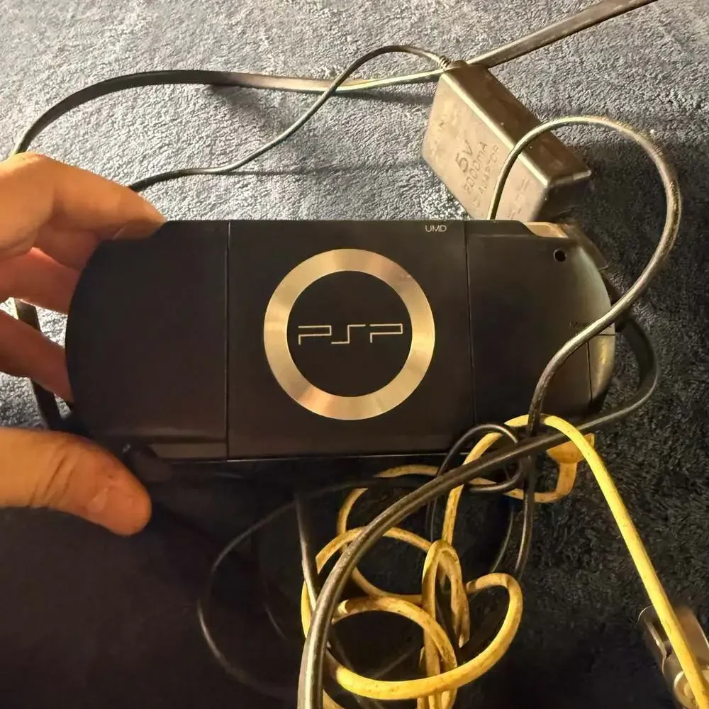 Sony PlayStation Portable PSP-2001 Handheld System with AC Adapter and Remote